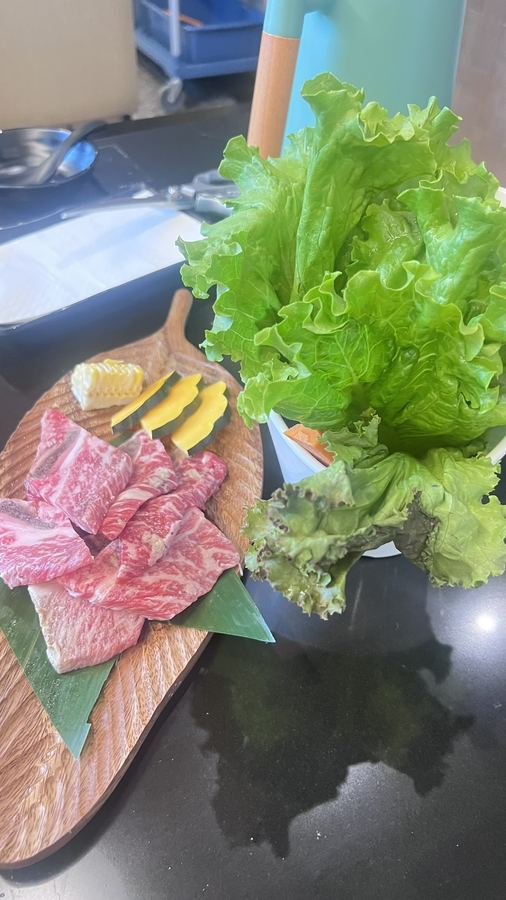 Prime cuts with kabocha and lettuce wraps