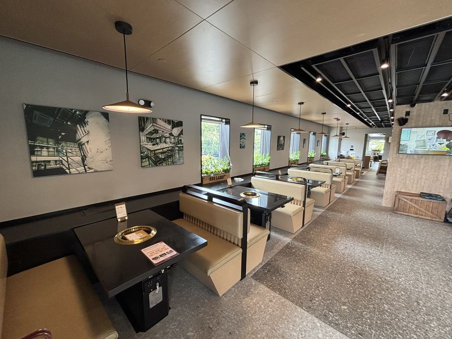 The BBQ Land dining room